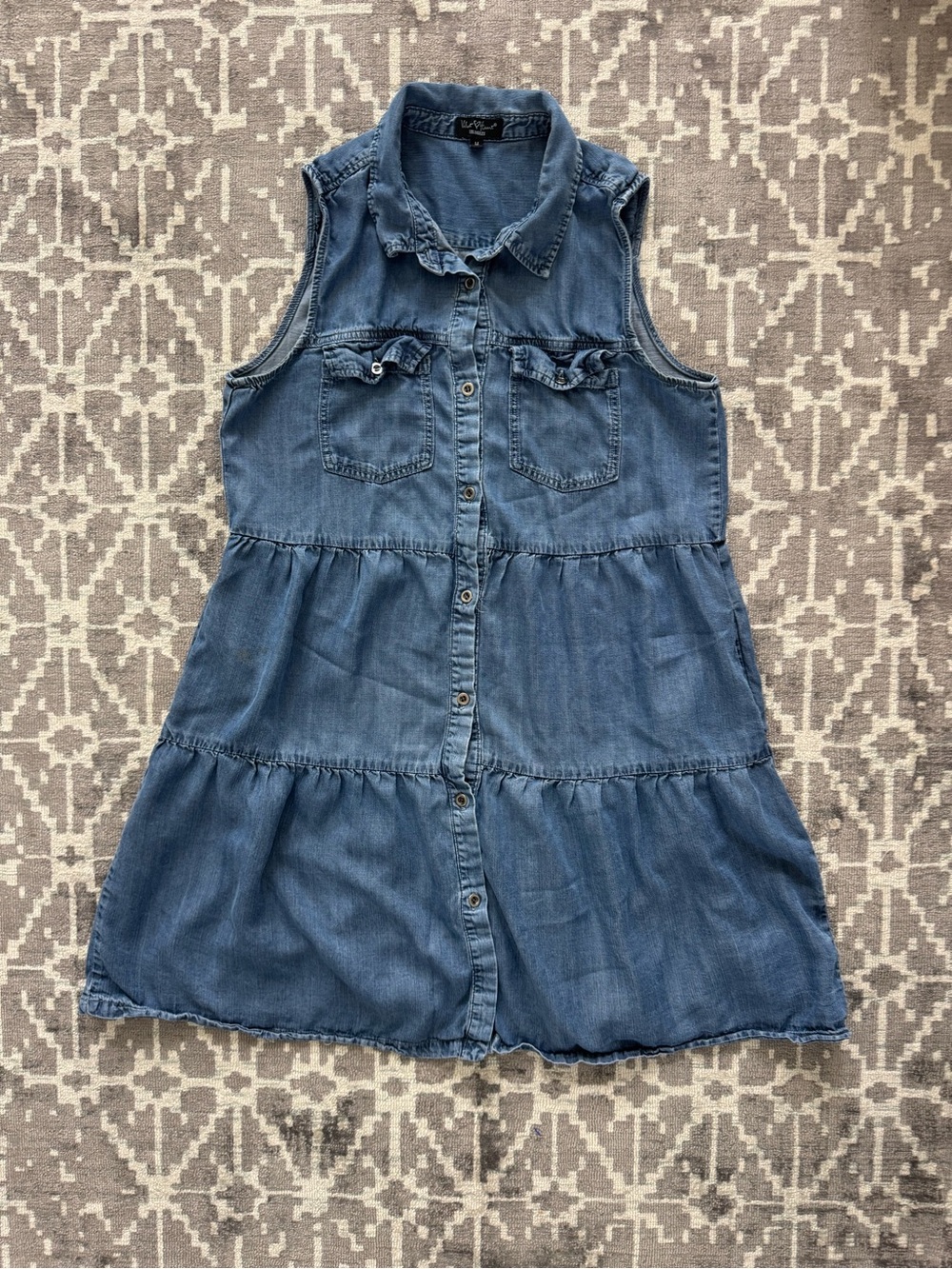 Velvet Heart Denim Blue Sleeveless Tiered Button Mini Dress